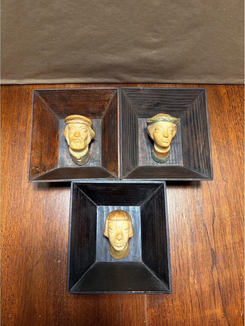 Vintage 1966 Polish Wawel Head Wall Plaques Set of 3 – Kraków Folk Art Decor